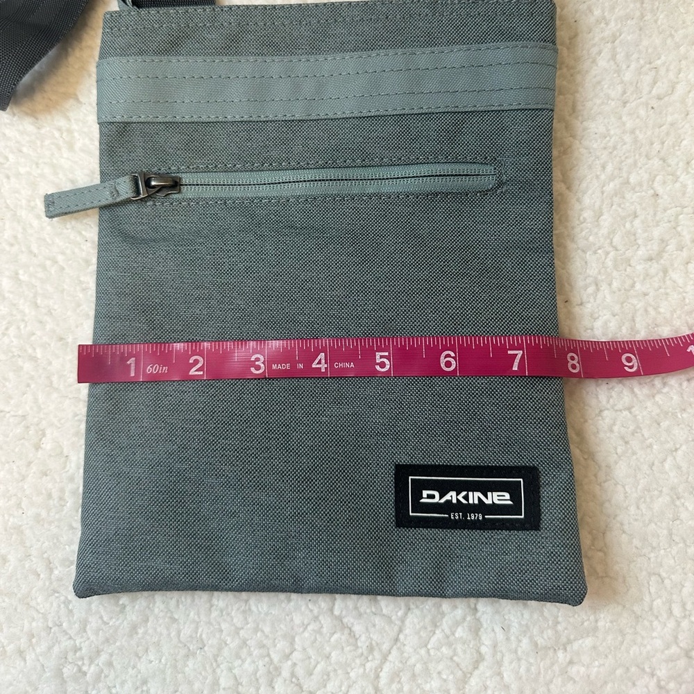 Dakine crossbody bag - Picture 4 of 8
